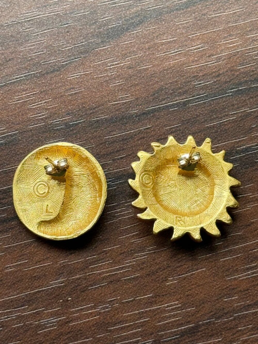 Rare Vintage Anne Klein Sun and Moon Celestial Stud Earrings Gold Tone - Picture 2 of 3